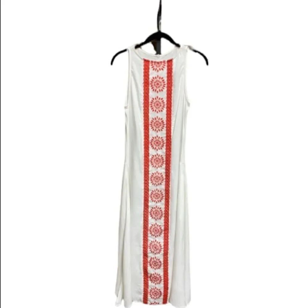 White & Red Embroidered Sleeveless MIDI Dress Size Small NWOT